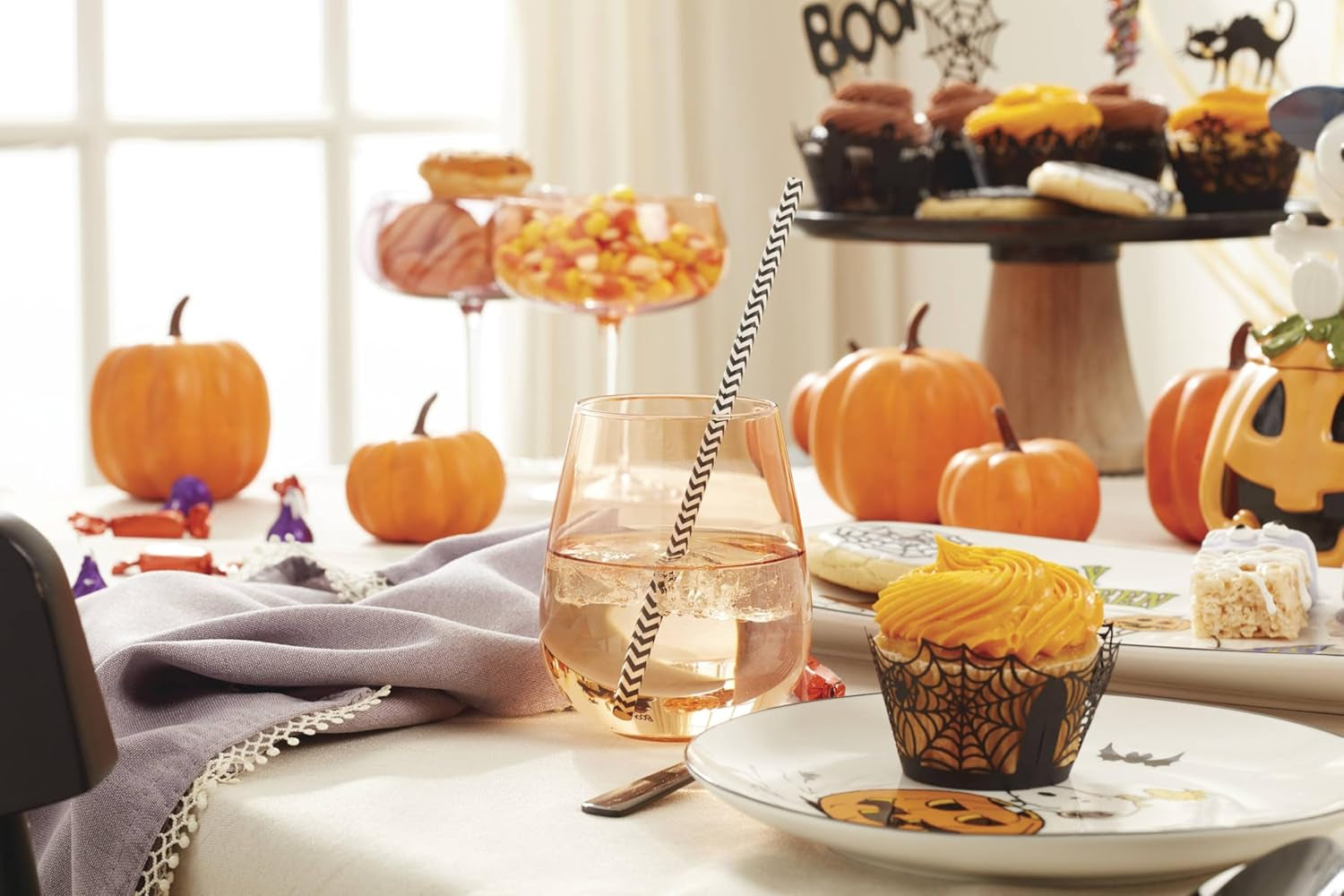 Great Pumpkin Halloween Accent Plates, Appetizer Plate Set for 4 | Porcelain, Hand Wash Recommended | Also Great as a Halloween Dessert Plate for Salad or Bread, Salad Plates