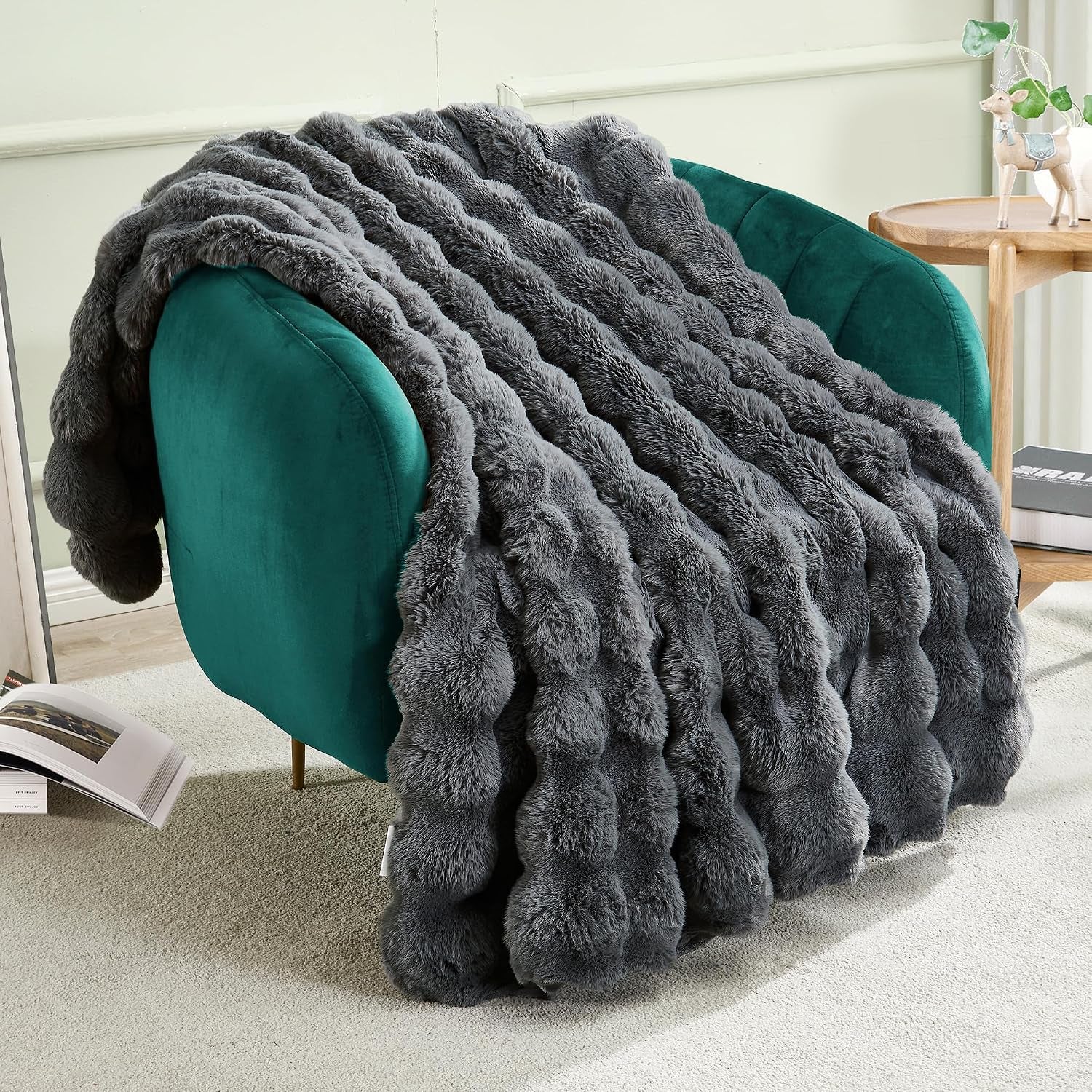 Solid Fall Bubble Faux Rabbit Fur Throw Blanket for Couch 50" X 60", Decorative Comfy Puffy Warm Fuzzy Blanket for Winter, Extra Thick Shaggy Cozy Comfy Fluffy Blankets for Adult Kids, Orange