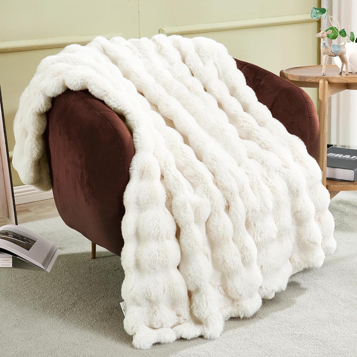 Solid Fall Bubble Faux Rabbit Fur Throw Blanket for Couch 50" X 60", Decorative Comfy Puffy Warm Fuzzy Blanket for Winter, Extra Thick Shaggy Cozy Comfy Fluffy Blankets for Adult Kids, Orange