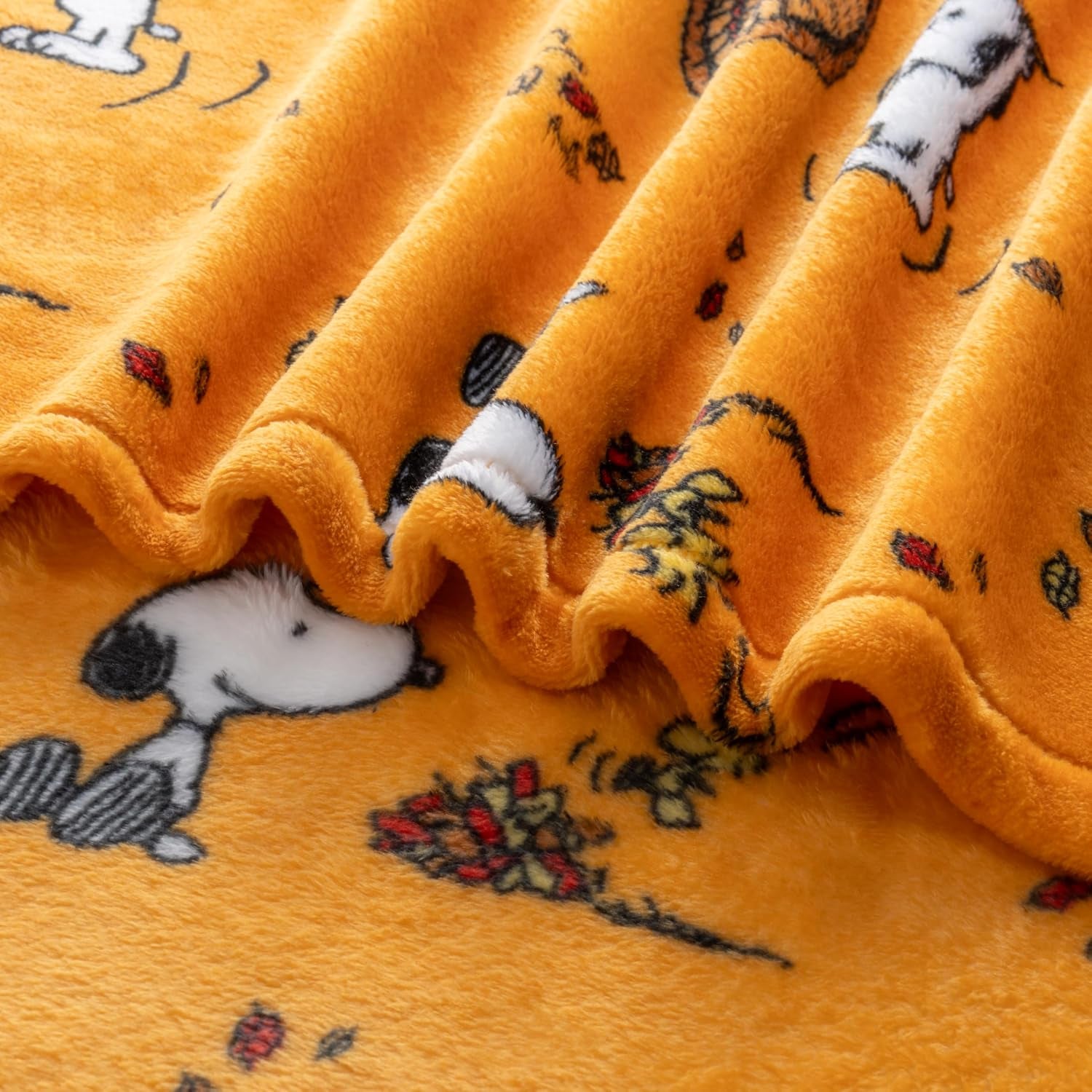 Peanuts® Velvetloft® Cute Character Snoopy Plush Throw Blanket,Snoopy and Woodstock Fall Birds & Leafs Orange,Throw 55 in X 70 in (Official Peanuts® Product)