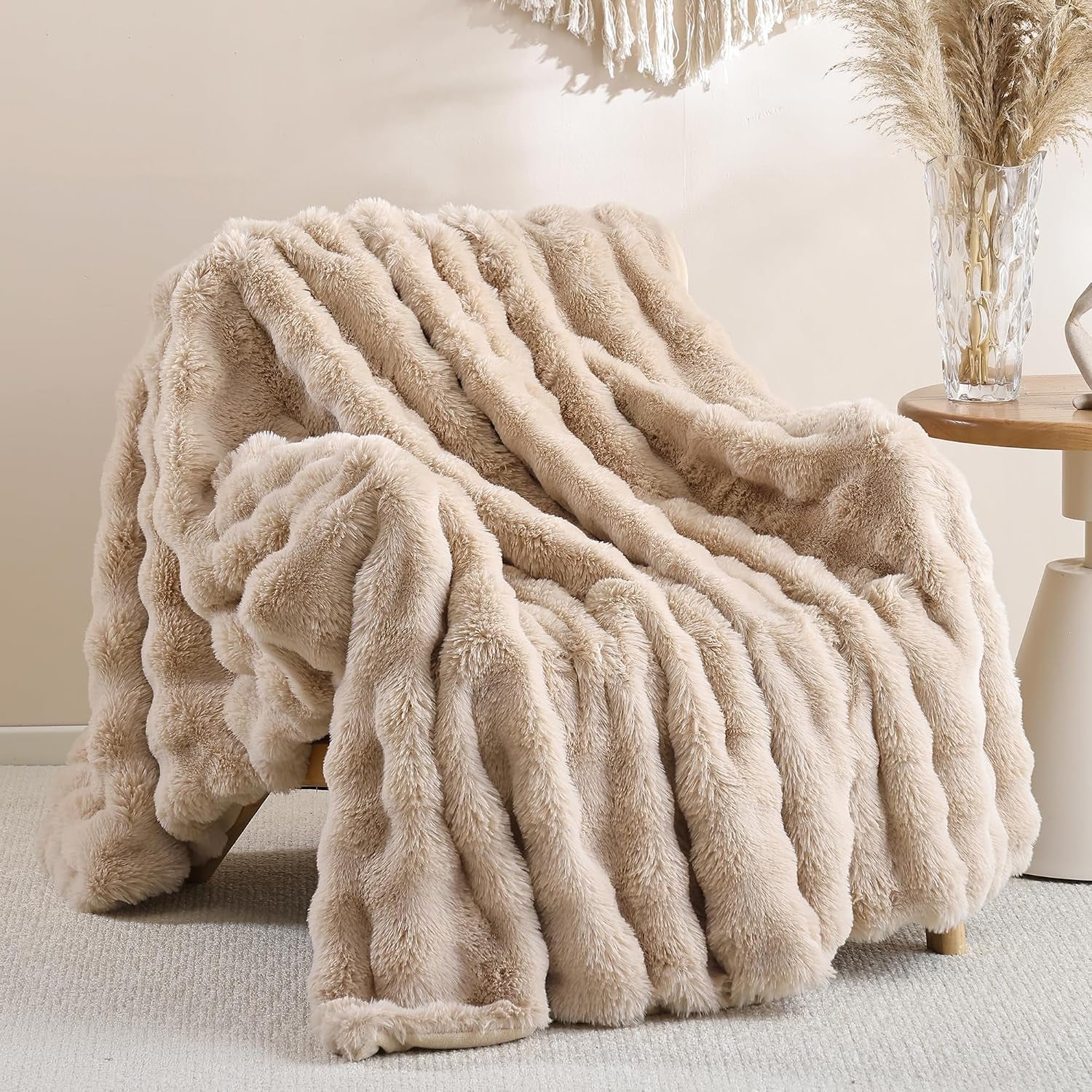 Faux Rabbit Fur Throw for Couch - Black Bubble Blanket 50"X60" | Fluffy Plush Fuzzy Throw for Sofa & Bed, Super Soft Cozy Comfrt Blanket, Luxury Aesthetic Black Decor Gift for Women